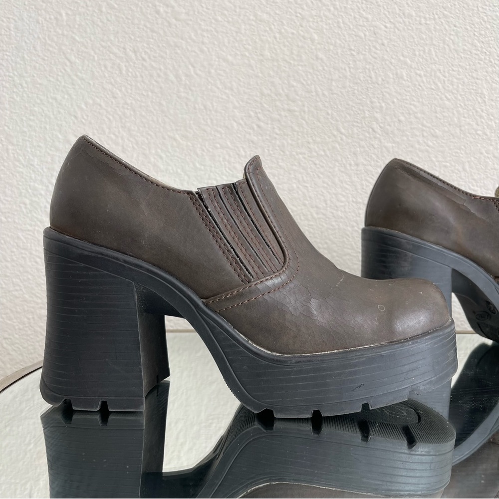 LOWER EAST SIDE Vintage Y2K Brown Faux Leather Chunky Platform Heeled Ankle Boot - Picture 5 of 14